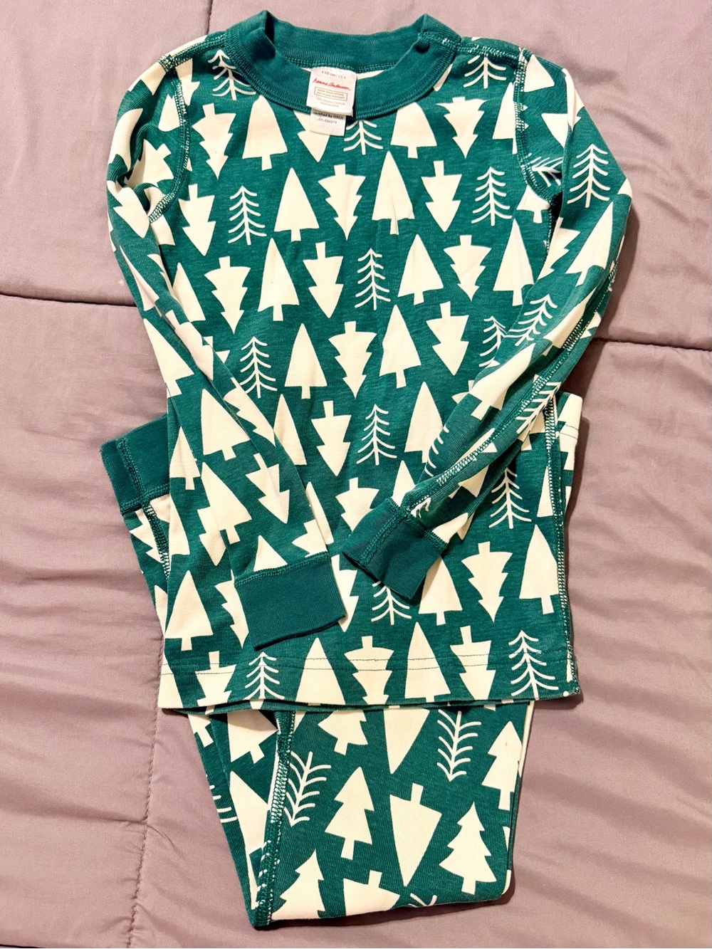 Hanna Andersson Green and White Tree-Print Pajama Set
